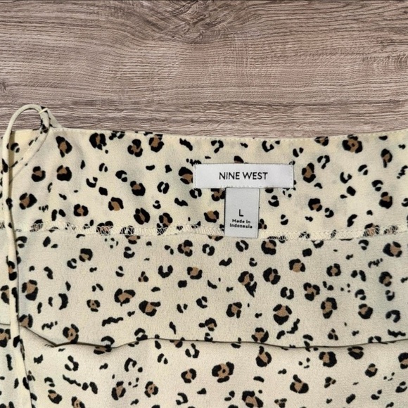 NWOT Nine West Chic Sheer Flowy Small Leopard Print Women's Dressy Tank Top - Picture 3 of 3